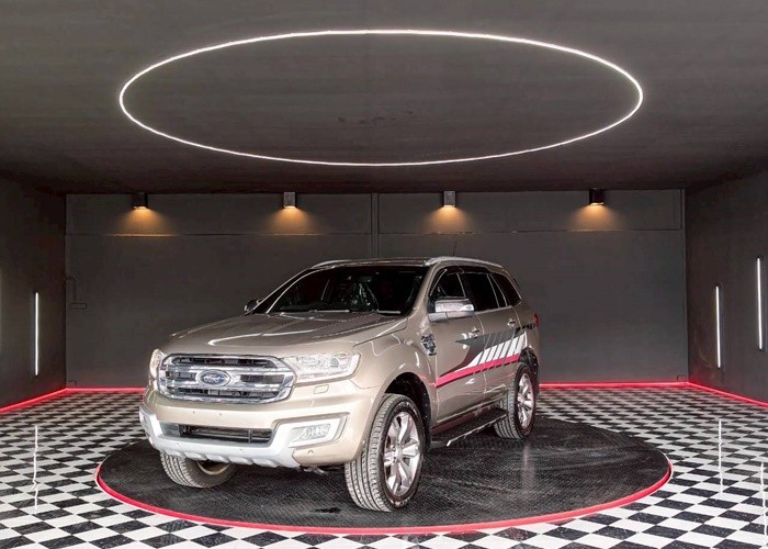 Used 8
                    FORD
                     for Sale Image