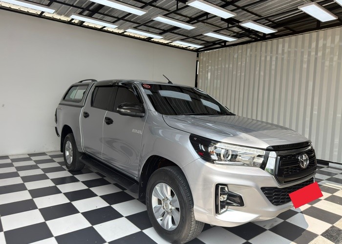 Used 12
                    TOYOTA
                     for Sale Image