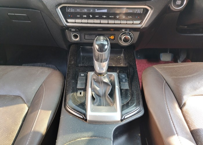 Used 1
                    ISUZU
                     for Sale Image