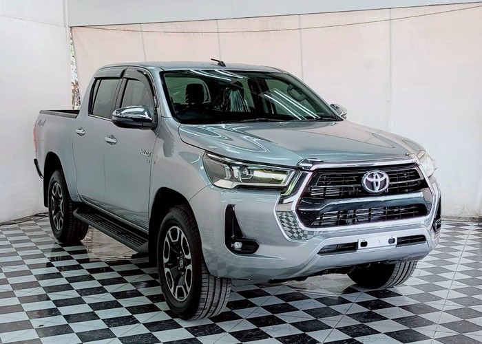 Used 11
                    TOYOTA
                     for Sale Image