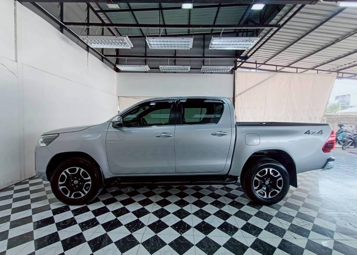 Used 11
                    TOYOTA
                     for Sale Image