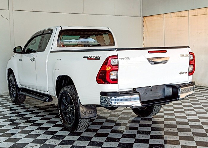 Used 6
                    TOYOTA
                     for Sale Image