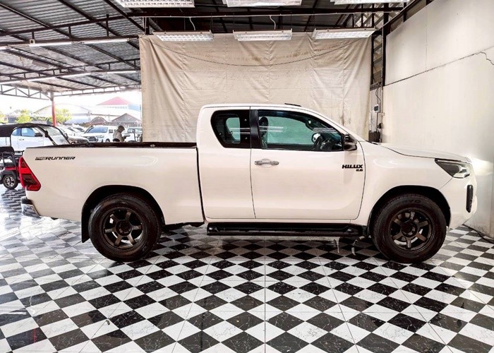 Used 2
                    TOYOTA
                     for Sale Image