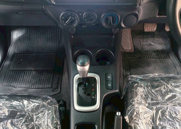 Used 11
                    TOYOTA
                     for Sale Image