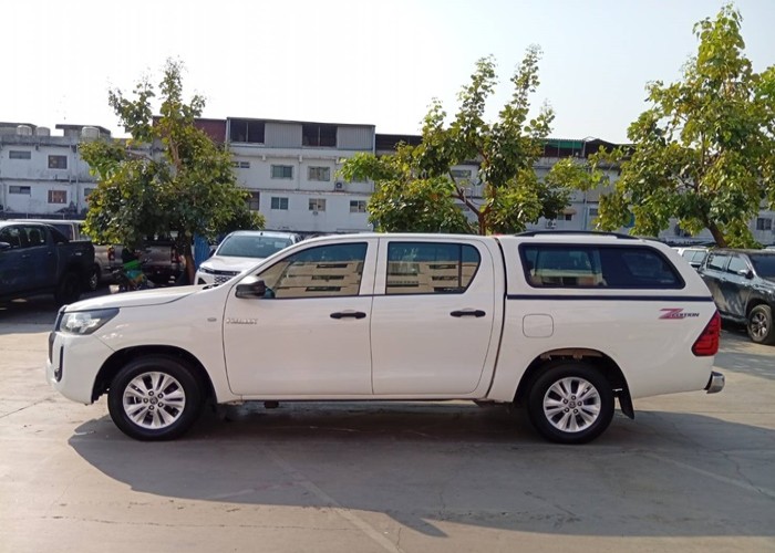 Used 11
                    TOYOTA
                     for Sale Image