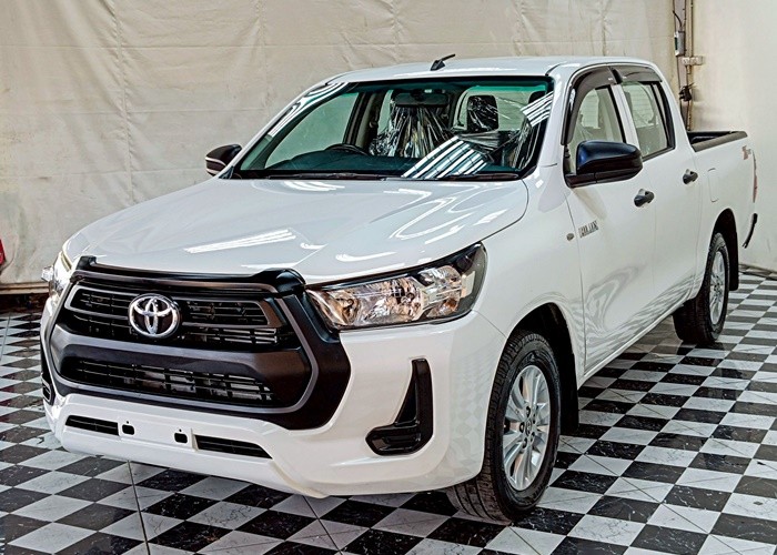 Used 11
                    TOYOTA
                     for Sale Image