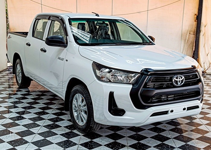 Used 11
                    TOYOTA
                     for Sale Image