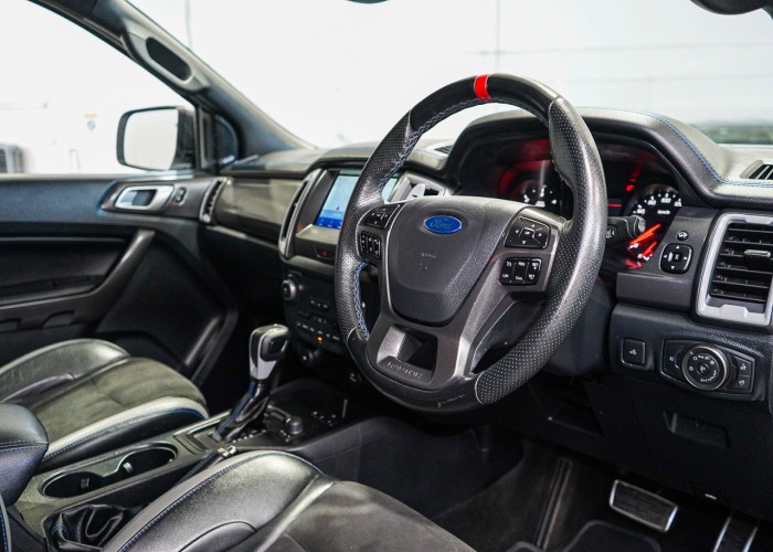 Used 8
                    FORD
                     for Sale Image