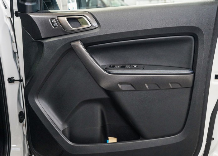 Used 8
                    FORD
                     for Sale Image