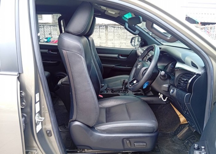 Used 8
                    TOYOTA
                     for Sale Image