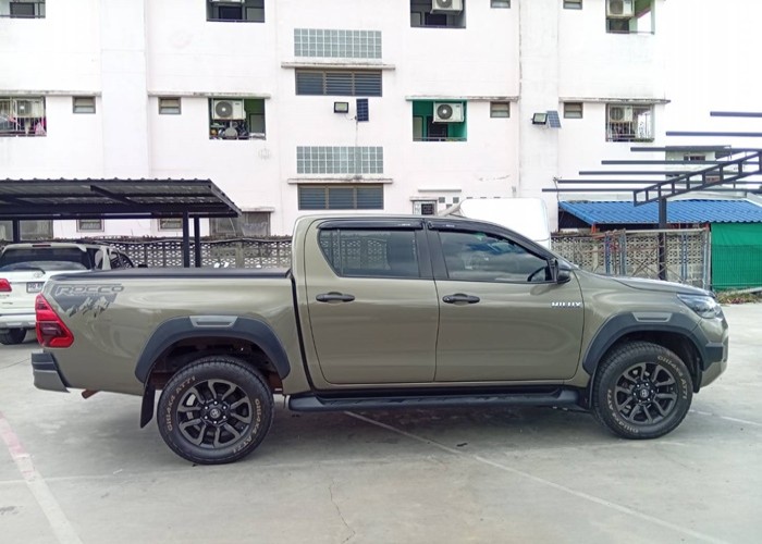 Used 8
                    TOYOTA
                     for Sale Image