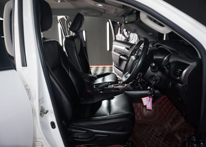 Used 12
                    TOYOTA
                     for Sale Image