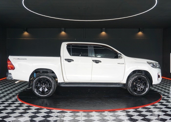 Used 12
                    TOYOTA
                     for Sale Image
