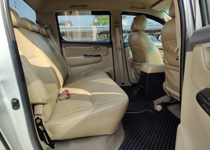 Used 10
                    TOYOTA
                     for Sale Image