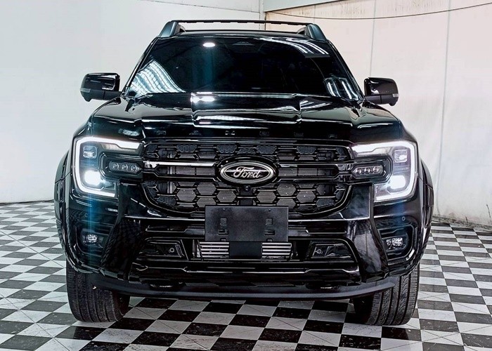 Used 8
                    FORD
                     for Sale Image