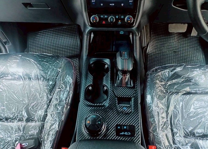 Used 8
                    FORD
                     for Sale Image