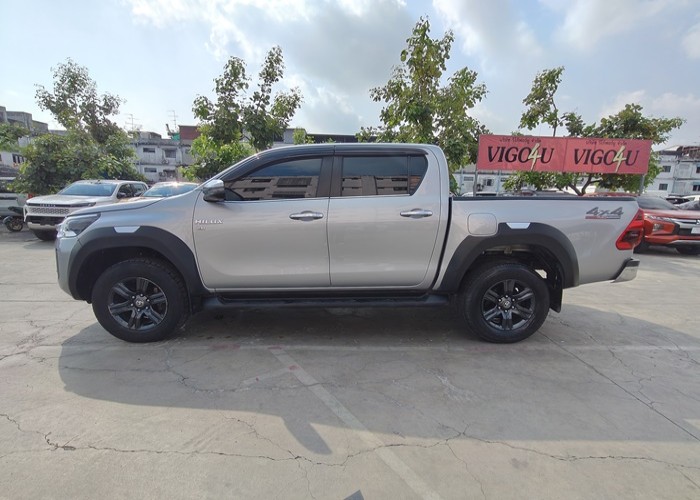 Used 8
                    TOYOTA
                     for Sale Image