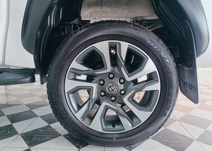 Used 8
                    TOYOTA
                     for Sale Image