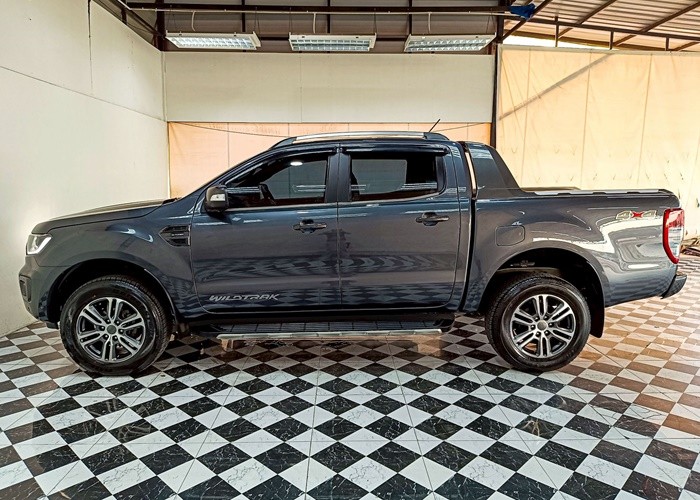 Used 6
                    FORD
                     for Sale Image