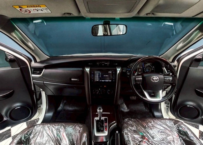 Used 7
                    TOYOTA
                     for Sale Image