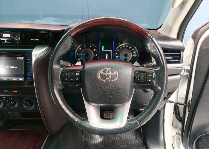 Used 7
                    TOYOTA
                     for Sale Image