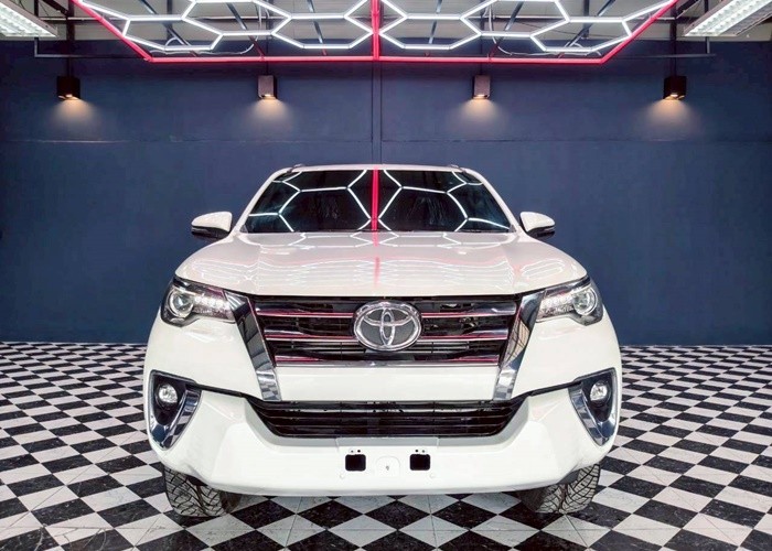 Used 7
                    TOYOTA
                     for Sale Image