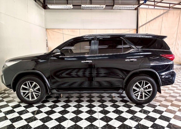 Used 3
                    TOYOTA
                     for Sale Image