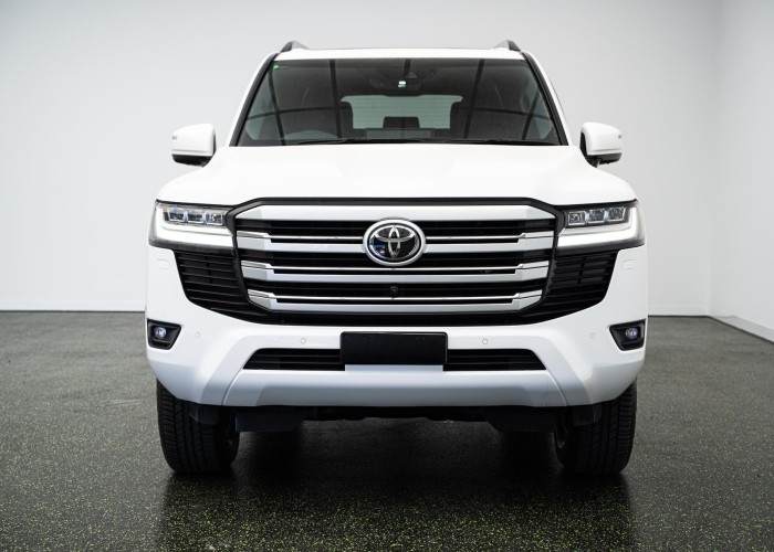 Used 8
                    TOYOTA
                     for Sale Image