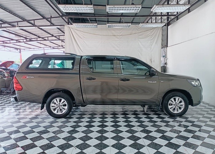 Used 10
                    TOYOTA
                     for Sale Image