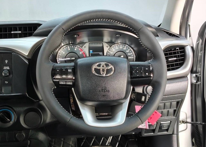 Used 9
                    TOYOTA
                     for Sale Image