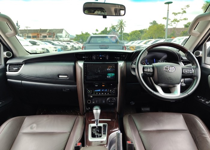 Used 8
                    TOYOTA
                     for Sale Image