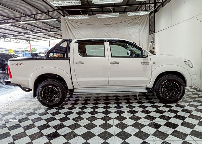 Used 7
                    TOYOTA
                     for Sale Image