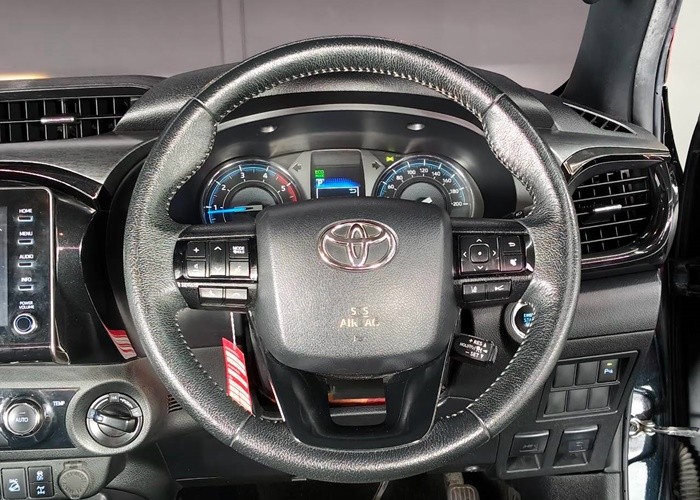 Used 8
                    TOYOTA
                     for Sale Image