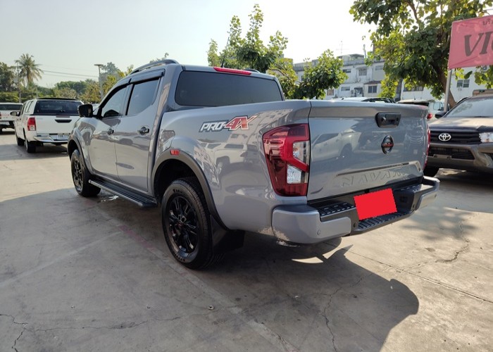 Used 12
                    NISSAN
                     for Sale Image