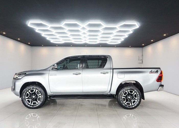 Used 6
                    TOYOTA
                     for Sale Image