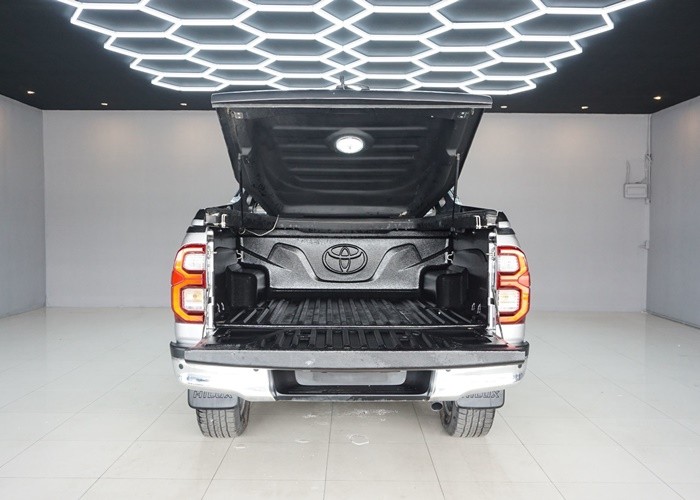 Used 6
                    TOYOTA
                     for Sale Image