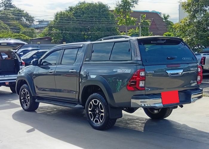 Used 5
                    TOYOTA
                     for Sale Image