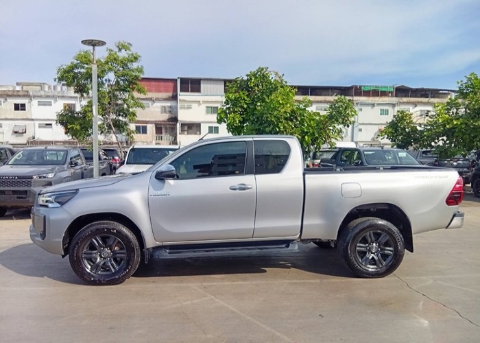Used 12
                    TOYOTA
                     for Sale Image