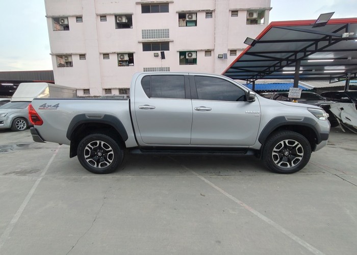 Used 9
                    TOYOTA
                     for Sale Image