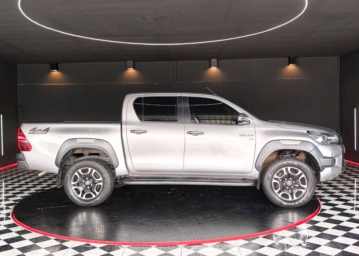 Used 9
                    TOYOTA
                     for Sale Image