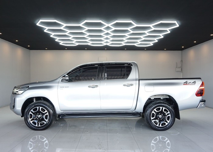 Used 8
                    TOYOTA
                     for Sale Image