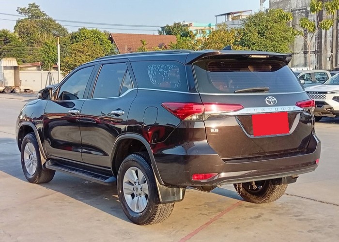 Used 12
                    TOYOTA
                     for Sale Image