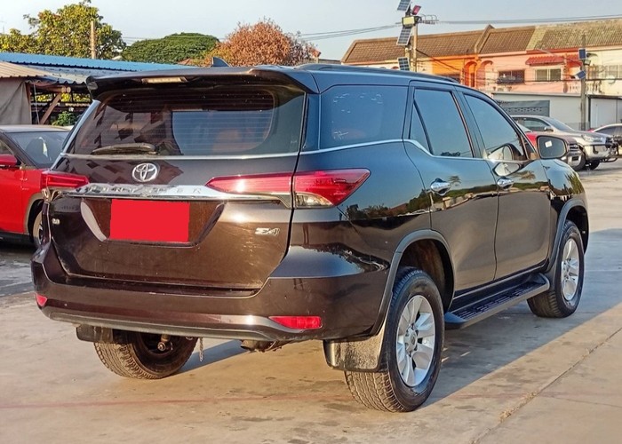 Used 12
                    TOYOTA
                     for Sale Image