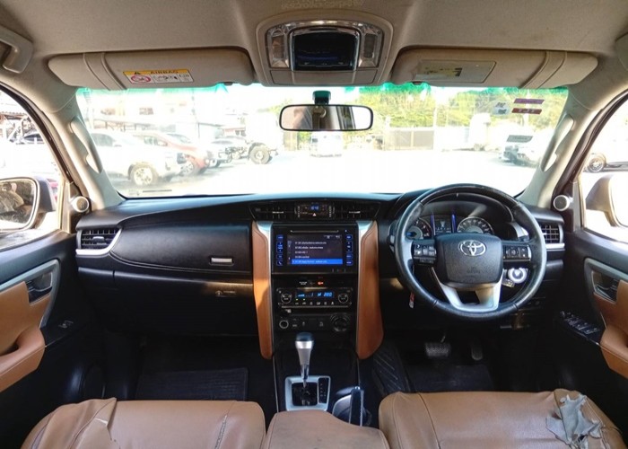 Used 12
                    TOYOTA
                     for Sale Image