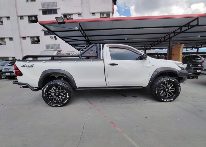 Used 12
                    TOYOTA
                     for Sale Image