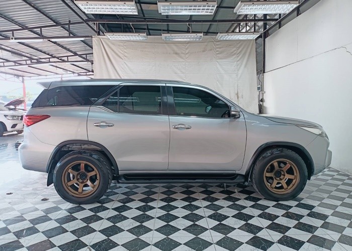 Used 11
                    TOYOTA
                     for Sale Image