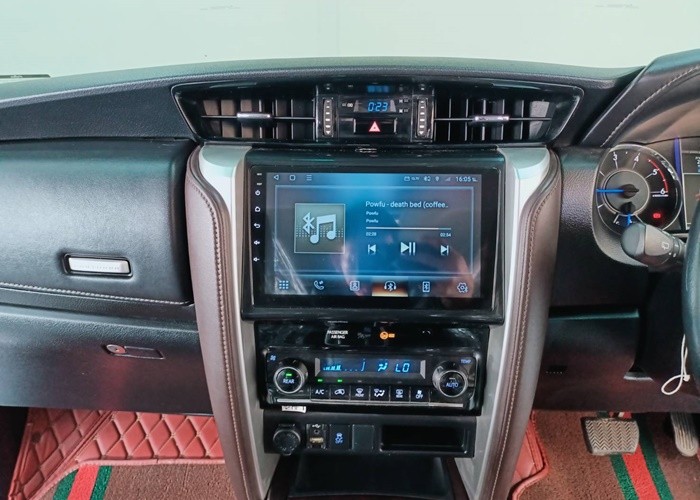 Used 11
                    TOYOTA
                     for Sale Image