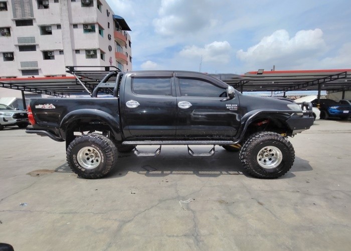 Used 12
                    TOYOTA
                     for Sale Image