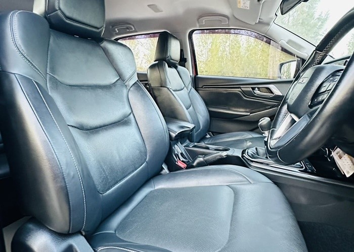 Used 8
                    ISUZU
                     for Sale Image