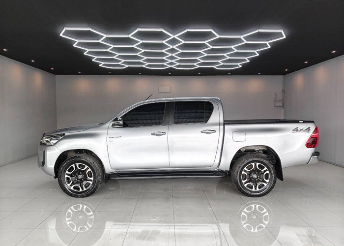 Used 6
                    TOYOTA
                     for Sale Image